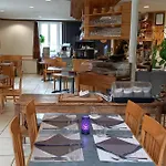 D'etoy Hotel 3*